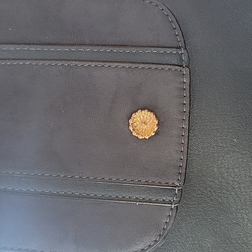Shoulder bag - Picture 3 of 5